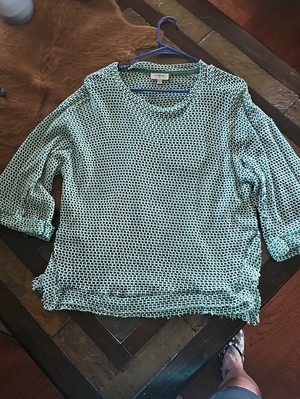 Umgee Green & White Open Weave Knit Top